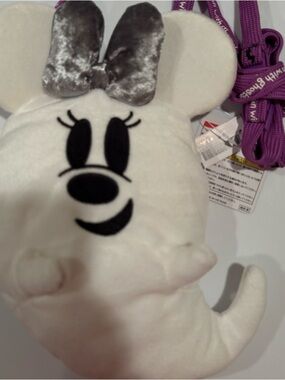 Tokyo Disney Minnie Mouse Plush Halloween Ghost Crossbody Bag / NEW with tags